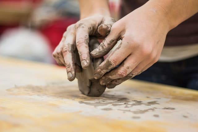 4 best types of sculpting clay for beginners